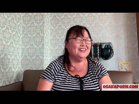 ❤️ Fet japansk mamma visar sina enorma bröst och njuter av en sexleksak. En 51-årig asiatisk mamma berättar om sin sexuella erfarenhet. Yukiko 1 OSAKAPORN fet milf ❤️❌ Super sex at us ❌