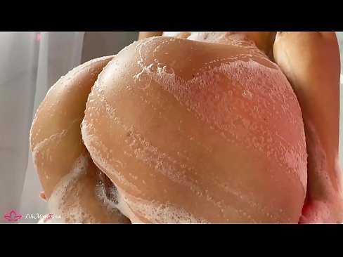 ❤️ Brunette onanerar fittan med vibrator till intensiv orgasm i duschen ❤️❌ Super sex at us ❌